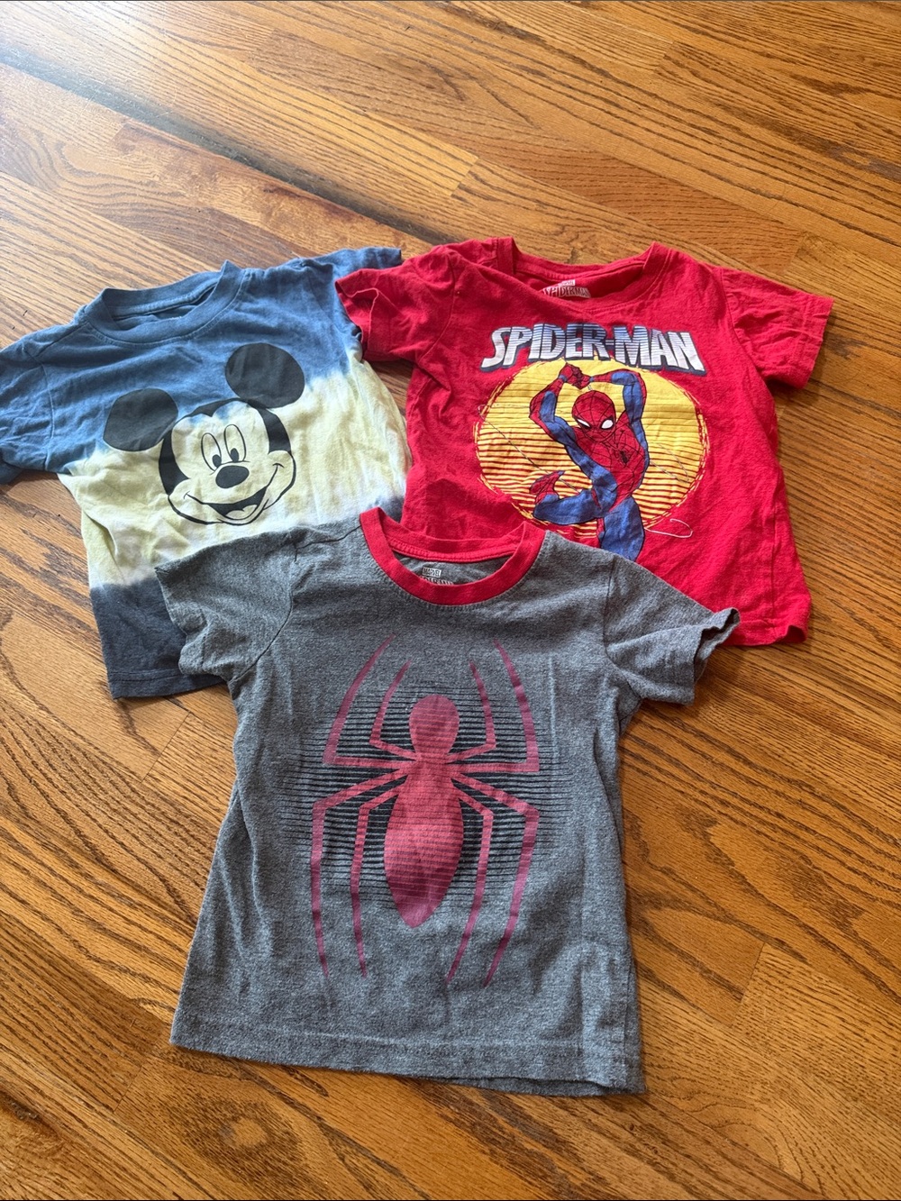 Character shirt bundle size 3t